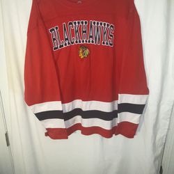 NHL Men’s Red Long Sleeve Blackhawks Pull Over Jersey. Size, CL