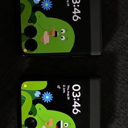 (2) Motorola RAZR 2024 (CRICKET/VERIZON)