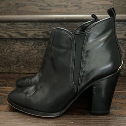 Micheal Kors 2B Public Desire Rock Republic J Adam Women’s Shoes