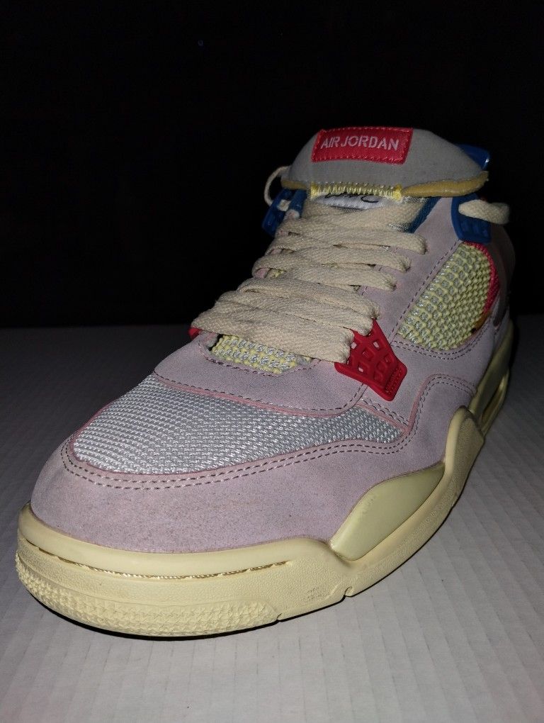 (Size-12) Men's, Authentic Union LA x Air Jordan 4 Retro Guava Ice - Size 8 - DC9533 800, Very Great Condition.
Used but in immaculate condition, new 