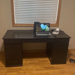 Black Desk With Office Chair