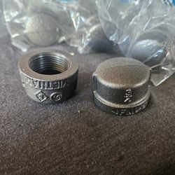 3/4" Black Malleable Iron Cap