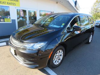 2023 Chrysler Voyager