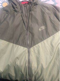 Nike windbreaker