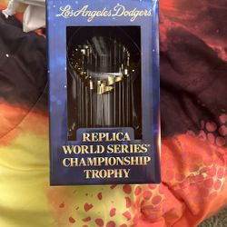 Los Dodgers Trophy Replica 