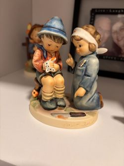 Little Nurse (Hum 376)