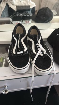 Black old school vans
