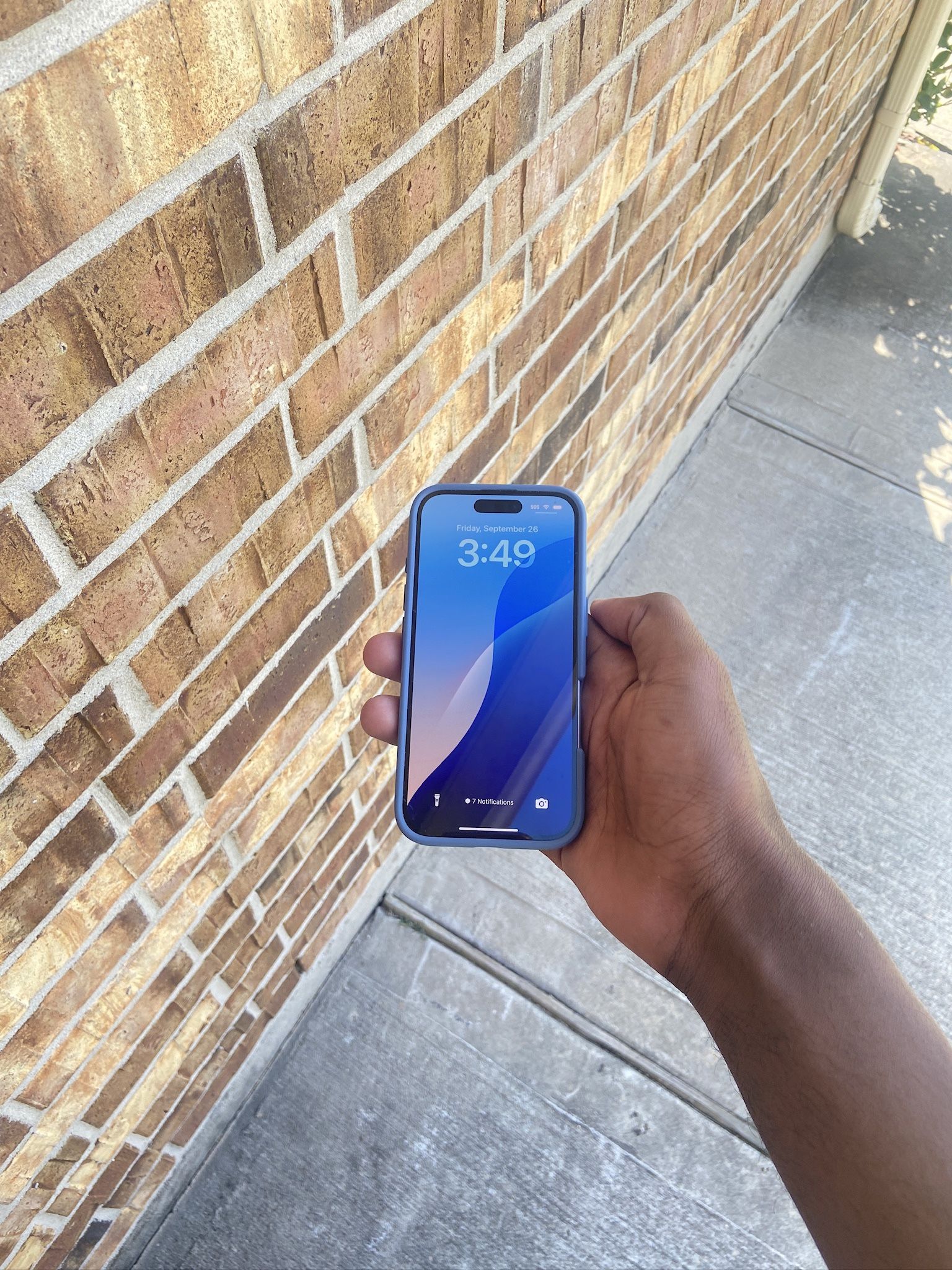 iPhone 16