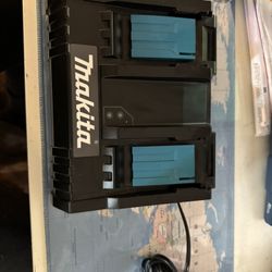 Makita Dual Charger 