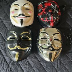    4 Mask A /Mascaras