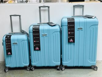 Hard case luggage set 3 pice includes large size (30 ") medium size (26") and Carry-on size (20"). Has a built-in lock and 8 spinner wheels for 360 d