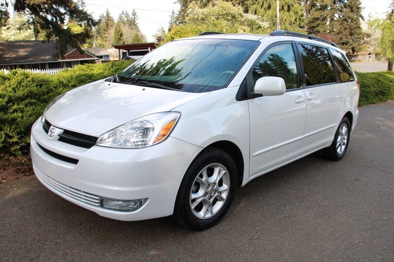 2005 Toyota Sienna XLE 7 Passenger 74K MILES