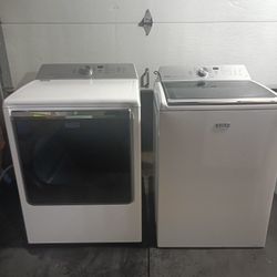 Electric Maytag Washer And Dryer Large Capacity 