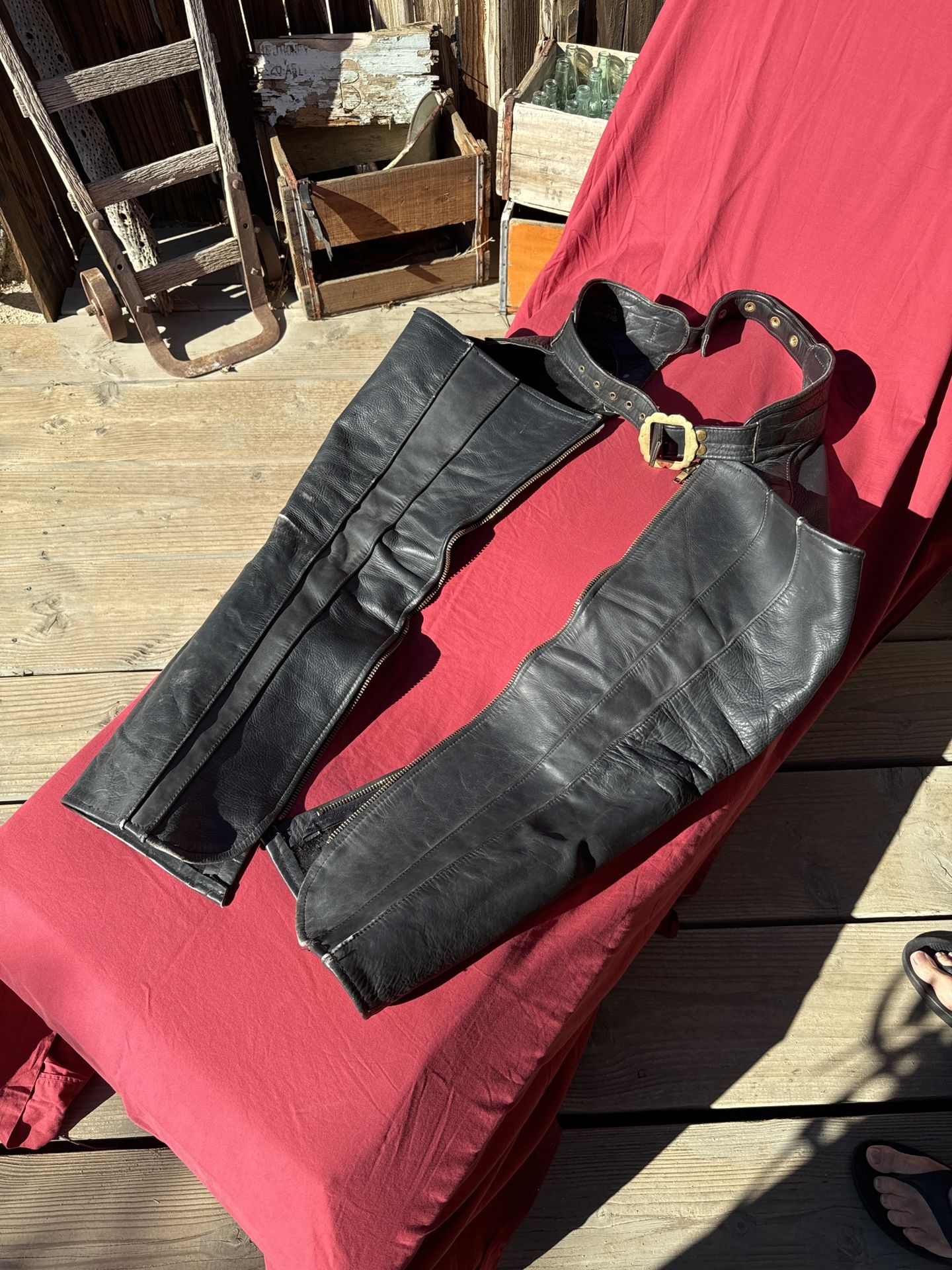 Men’s Small/Medium Hogskin’s Leather Chaps 