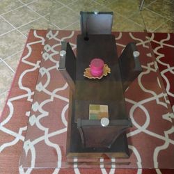 Walnut Coffee Table w/Glass 24×48, Nice Looking Yellow Accent Chair