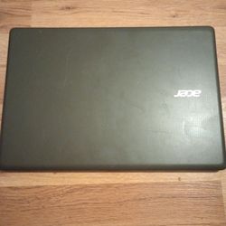 Broken Laptop For Parts 
