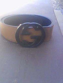 Sale of gucci belts various colors and styles