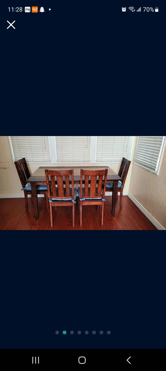 Dining Table And 4 Chairs $70 Or Best Offer