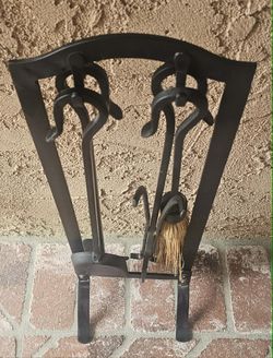 FIREPLACE TOOL SET