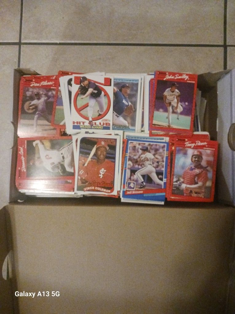 Base Ball Cards 1400