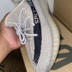 Yeezy 350 Slate Size 9
