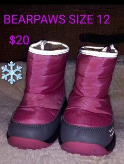FIRM IN MERCED‼️GIRLS SNOWBOOTS BEARPAWS SIZE 12