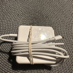 MacBook Charger 
