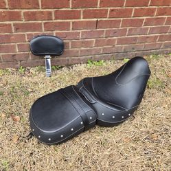 2018 INDIAN CHIEF CLASSIC MAIN SEAT, PASSENGER SEAT, & BACKREST