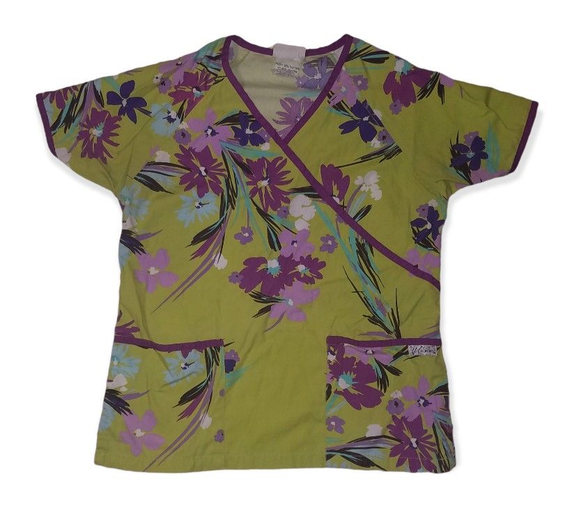 UA Scrubs Scrub Top Floral Small