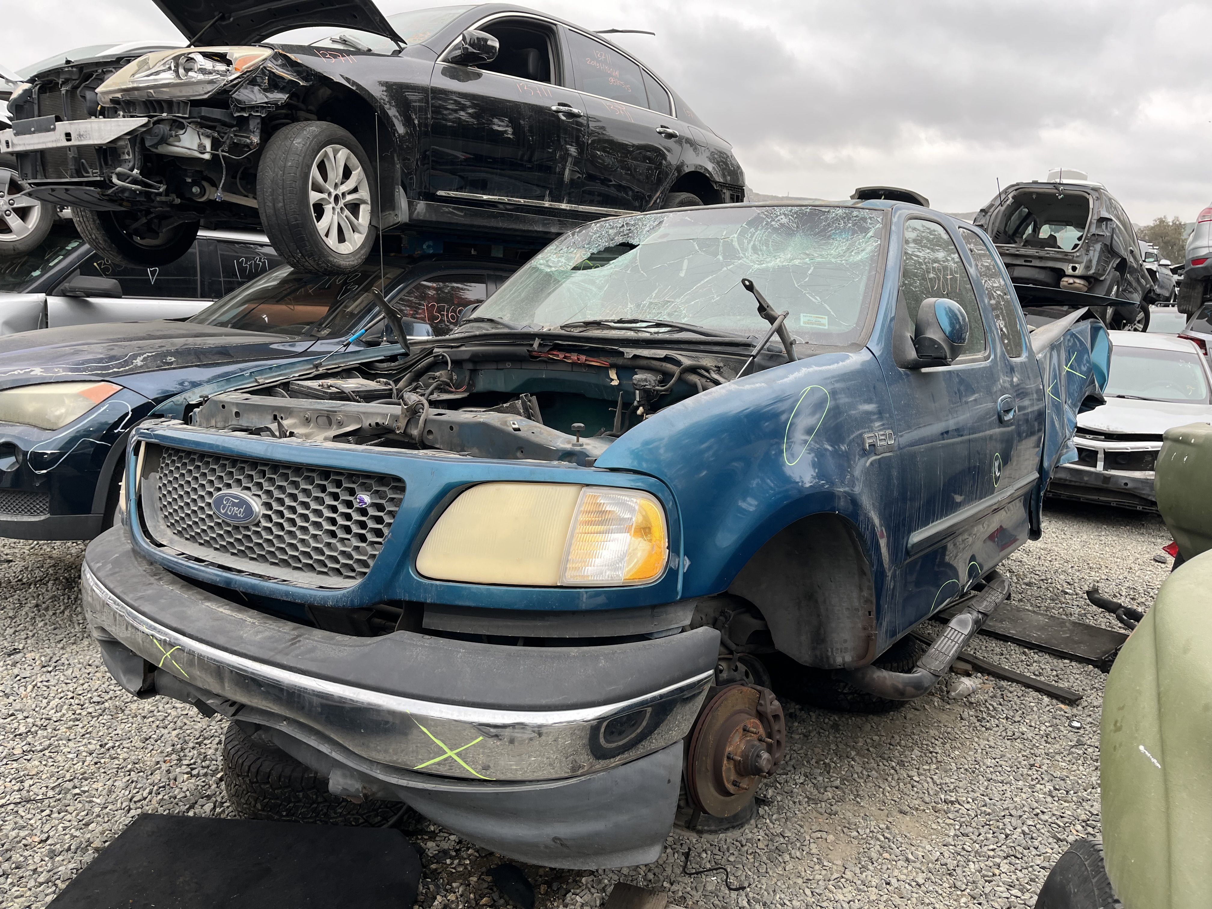 Parts for FORD F150 2WD V6 EXT CAB 4.2L 2000 - Stock #13879
