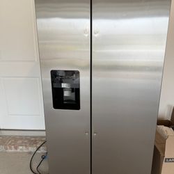 Brand New whirlpool Refrigerator