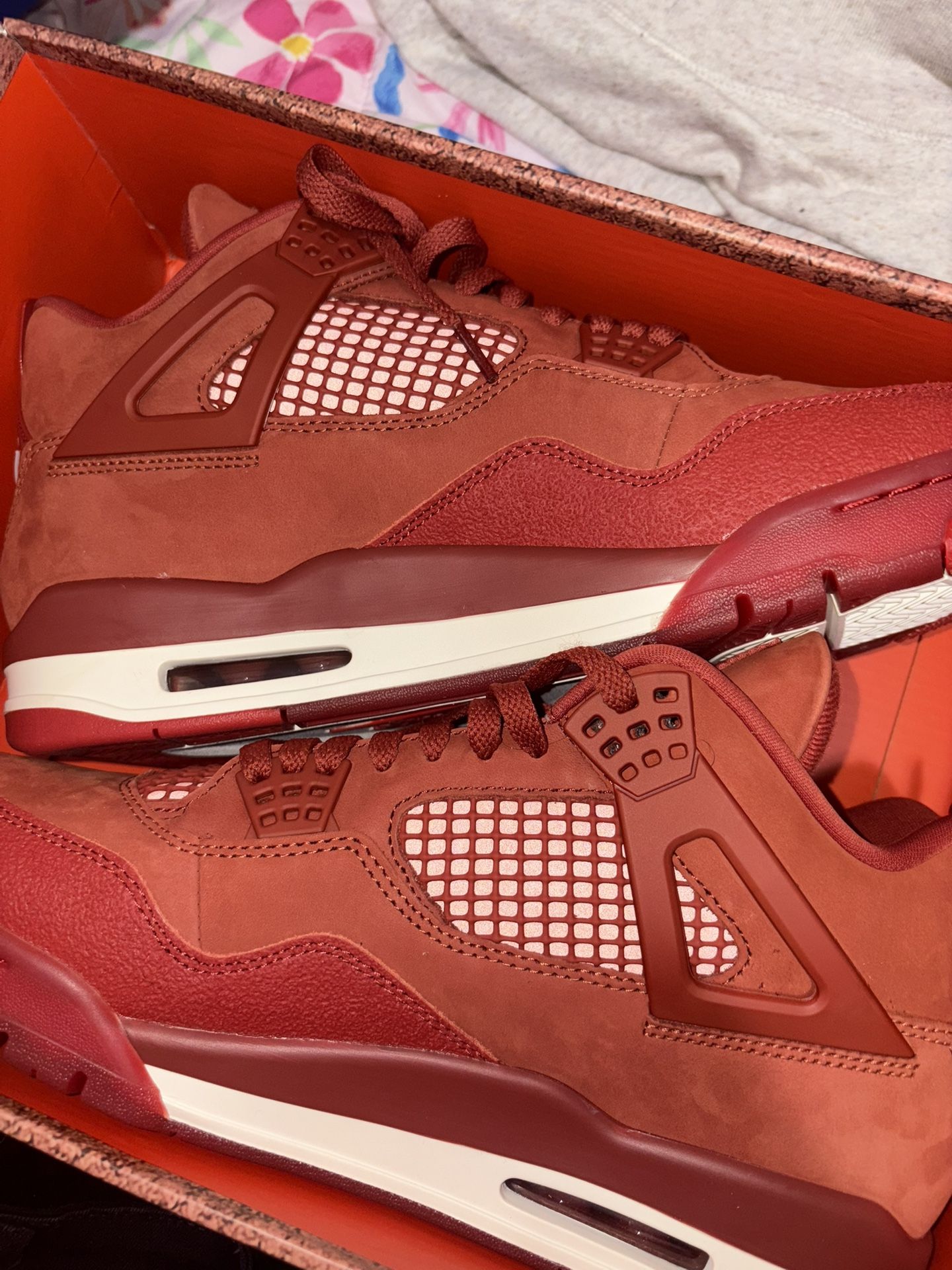 Jordan 4