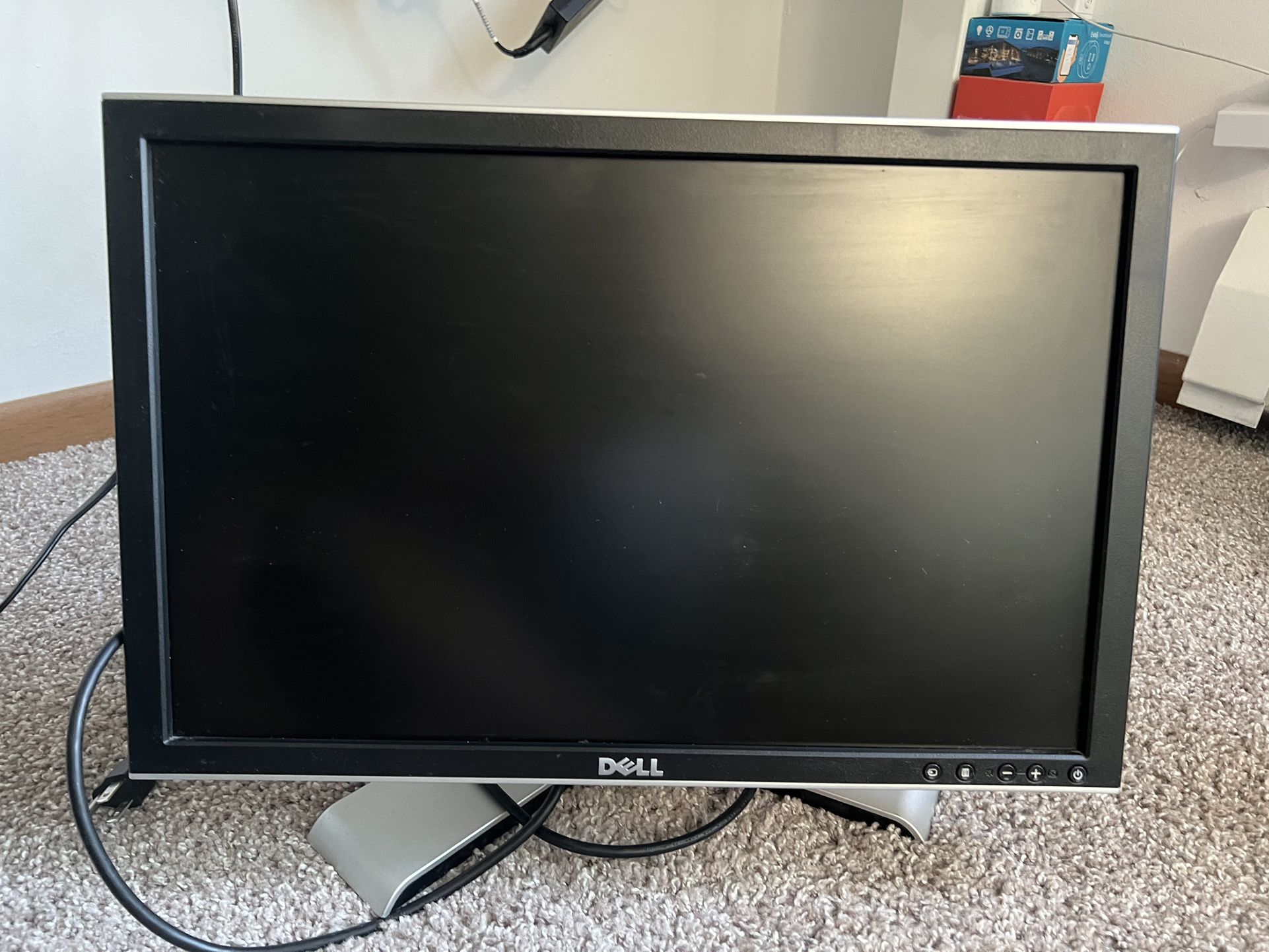 24 Inch Dell monitors -2 piece- used