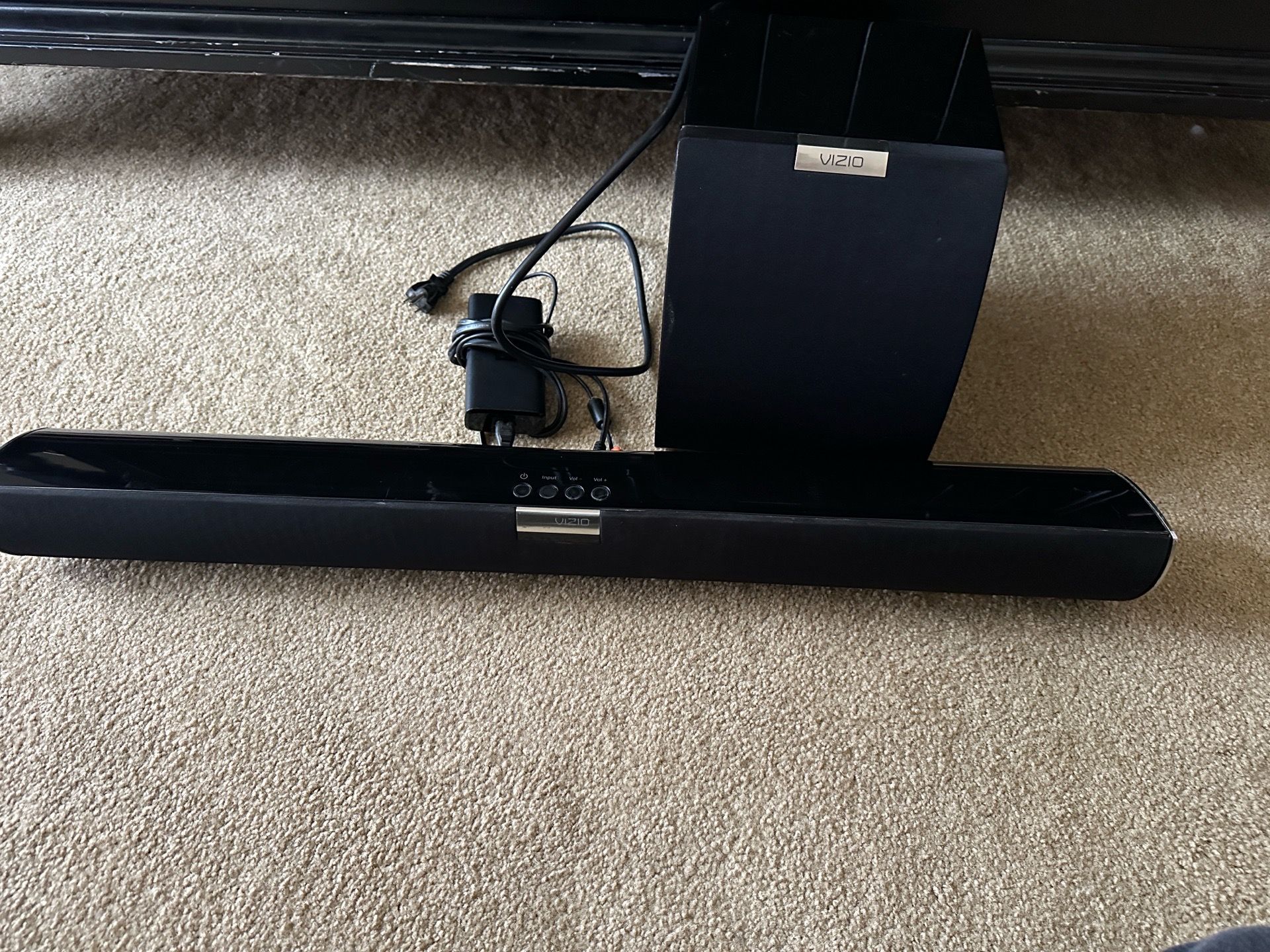 Vizio sound bar with subwoofer