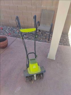 Electric tiller