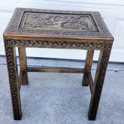 Vintage Carved Wood Accent Side Table   $60 pick up only bonanza and Lamb