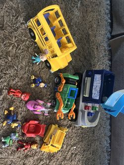 Characters And Vehicles Set