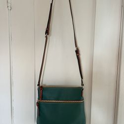 Dooney & Bourke Cross Body Handbag 