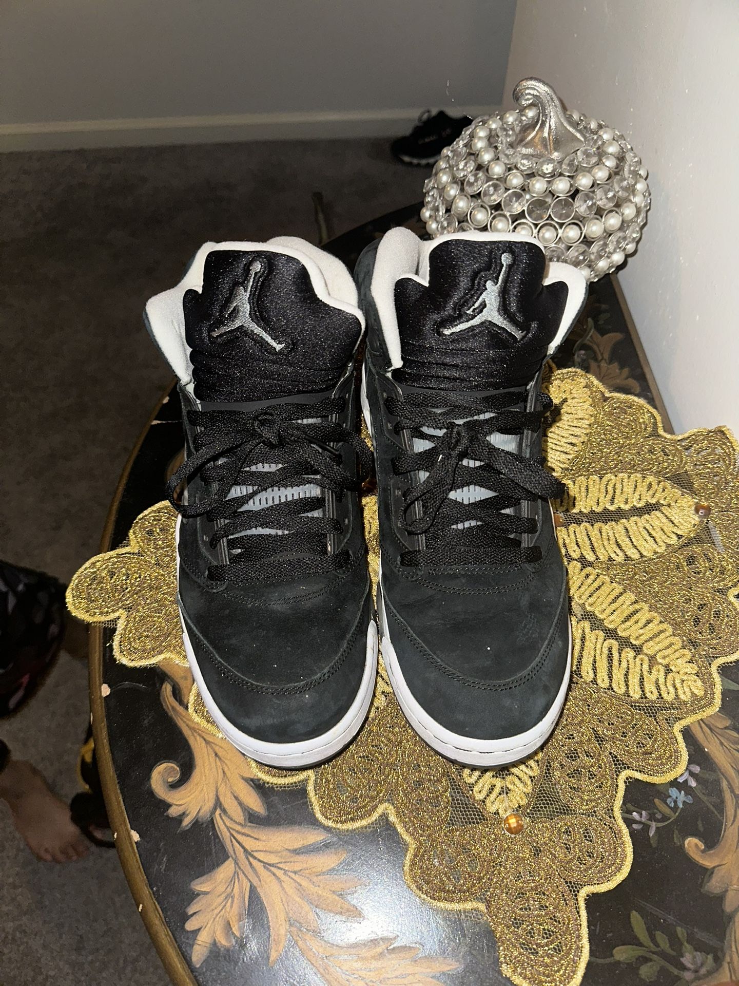 Jordan 5 Moonlight (ACCEPTING BEST OFFERS)