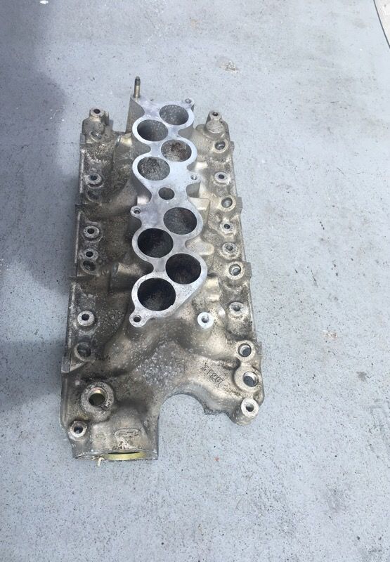 100 firm egr style gt40 lower intake manifold 86-93 Ford Mustang 5.0 $100 firm