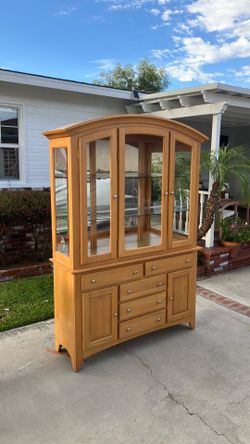 China hutch