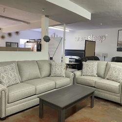 Ashley 2pc Sofa And Loveseat 