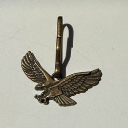 Vintage Metal Spread Wing Flying Eagle Hawk Prey Bird  Pull Charm 