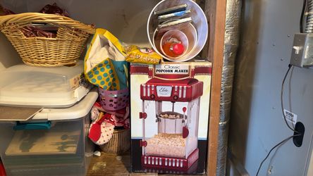 Pop corn maker