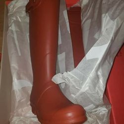New In Box Hunter Rain Boots Size 9