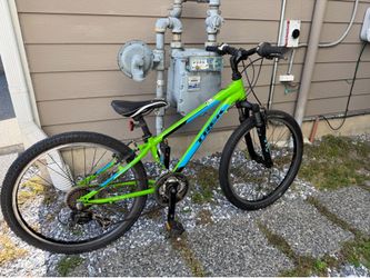 Trek MT220 Youth Bike