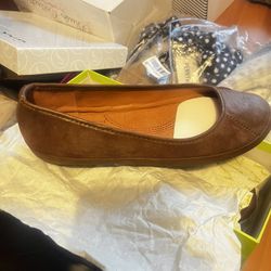 Patrizia By Spring Step Brown Flats New Size 8.5