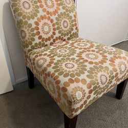 Retro Upholstered Chair