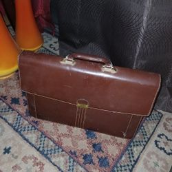 Hyundai Briefcase