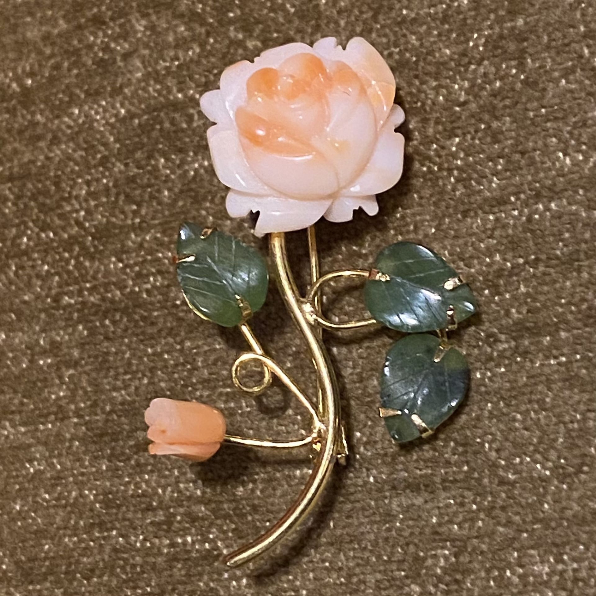 Beautiful And Exquisite Rare Vintage Brooch